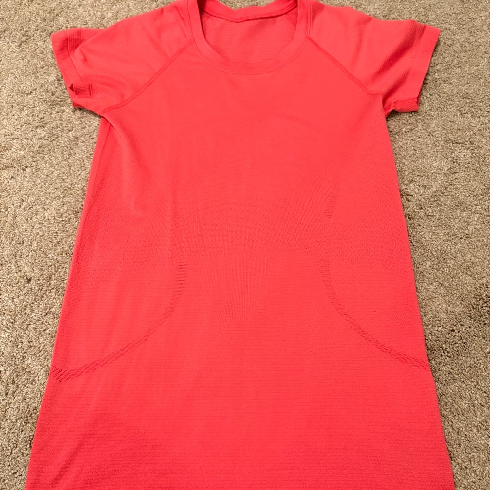 Sonic pink full length lululemon swiftly, size 6